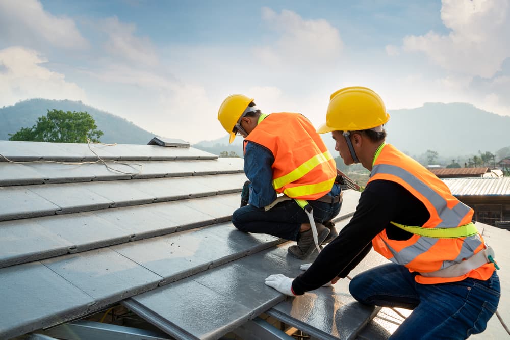 roof repair in Emerald Lake Hills CA